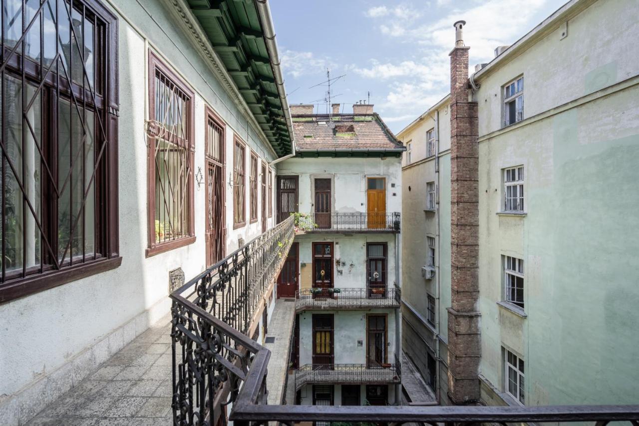Bpr Art Of Rainbow Apartments, Budapest